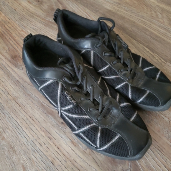 Women's Jazz Sneakers - Picture 1 of 5